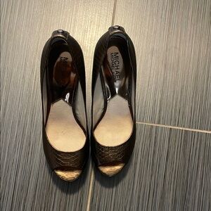 Michael Kors Black Heels Elegant Design